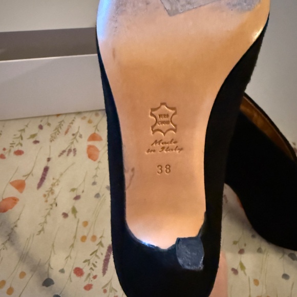 Ann Tuil Black Suede Peep-Toe Pumps - Size 8 - Picture 8 of 14